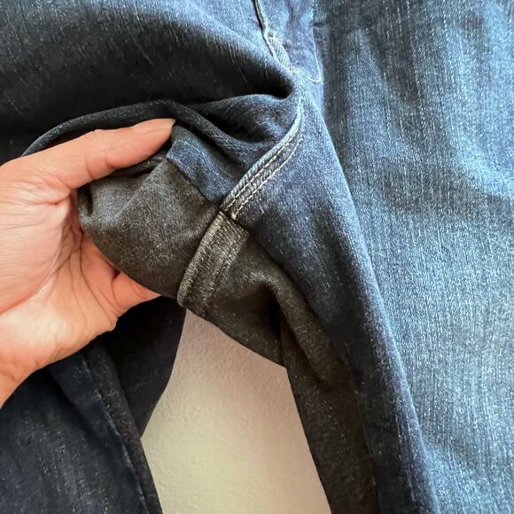 FRAME Le One Skinny Teller Jean in Two Tone Wash Blue Dark Gray Denim Size 2 - Picture 7 of 9